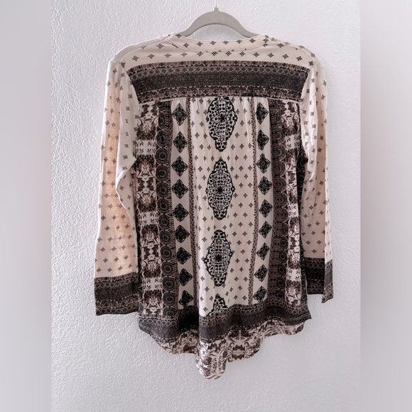 Lucky brand boho geometric 3/4 sleeve V-neck top cotton linen blend size small - Picture 8 of 12